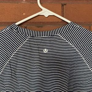 Striped Lululemon tee